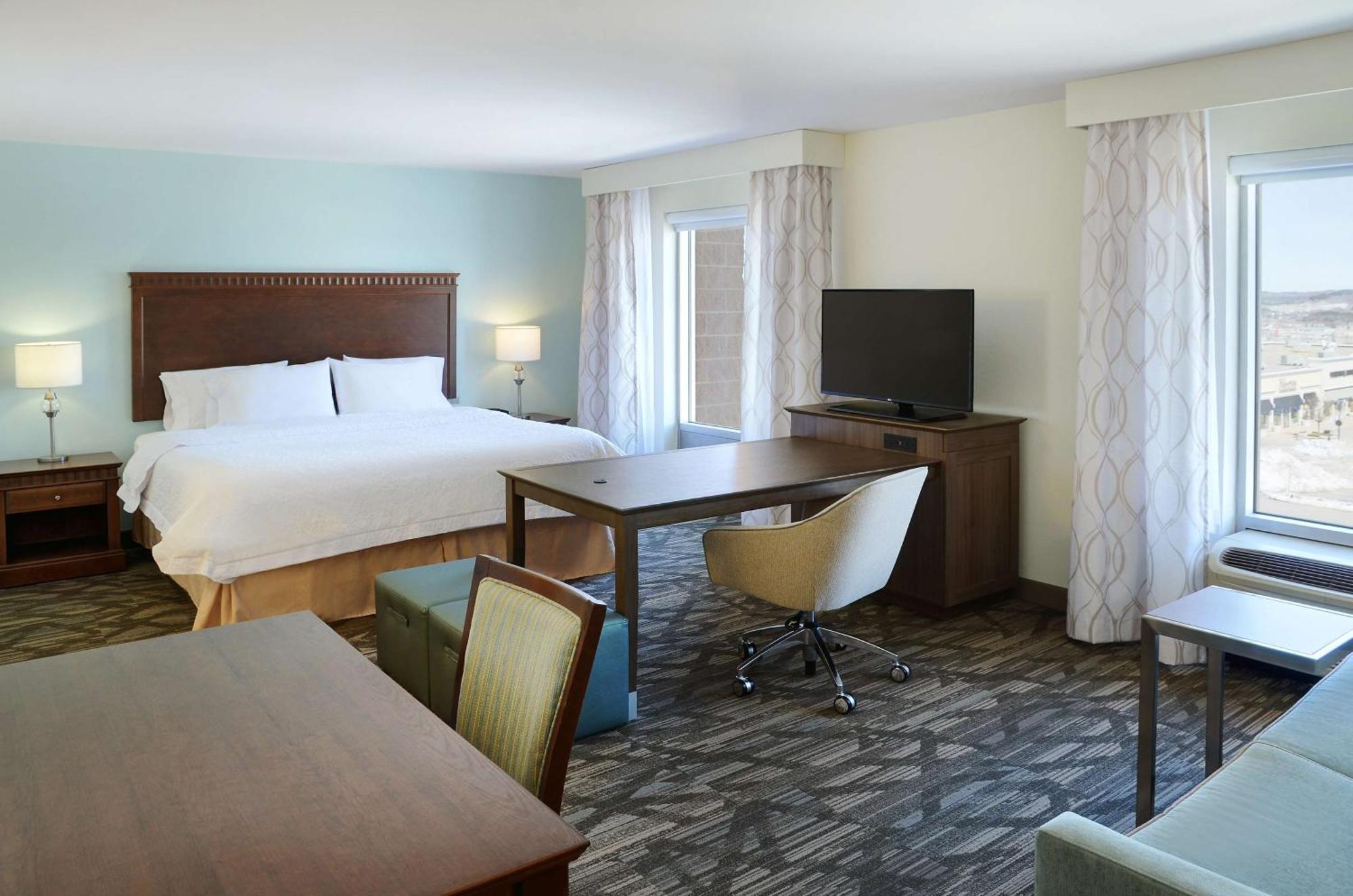 Hampton Inn & Suites Saint John Exterior photo