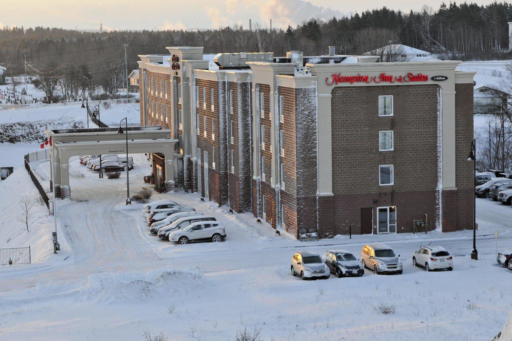 Hampton Inn & Suites Saint John Exterior photo